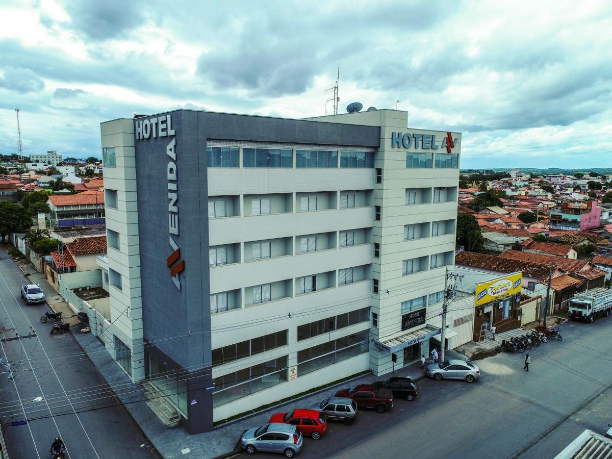 Hotel Avenida Joao Pinheiro Екстер'єр фото
